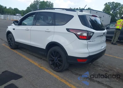 2018 Ford Escape Se z USA, uszkodzony, nr VIN 1FMCU9GD8JUA83682